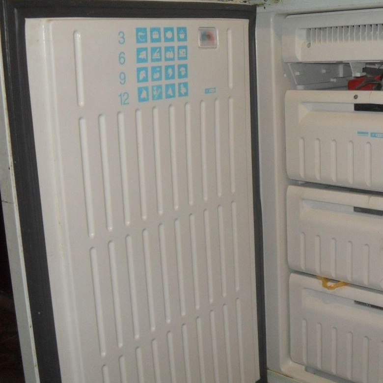 Замена уплотнителя на холодильнике в Азове